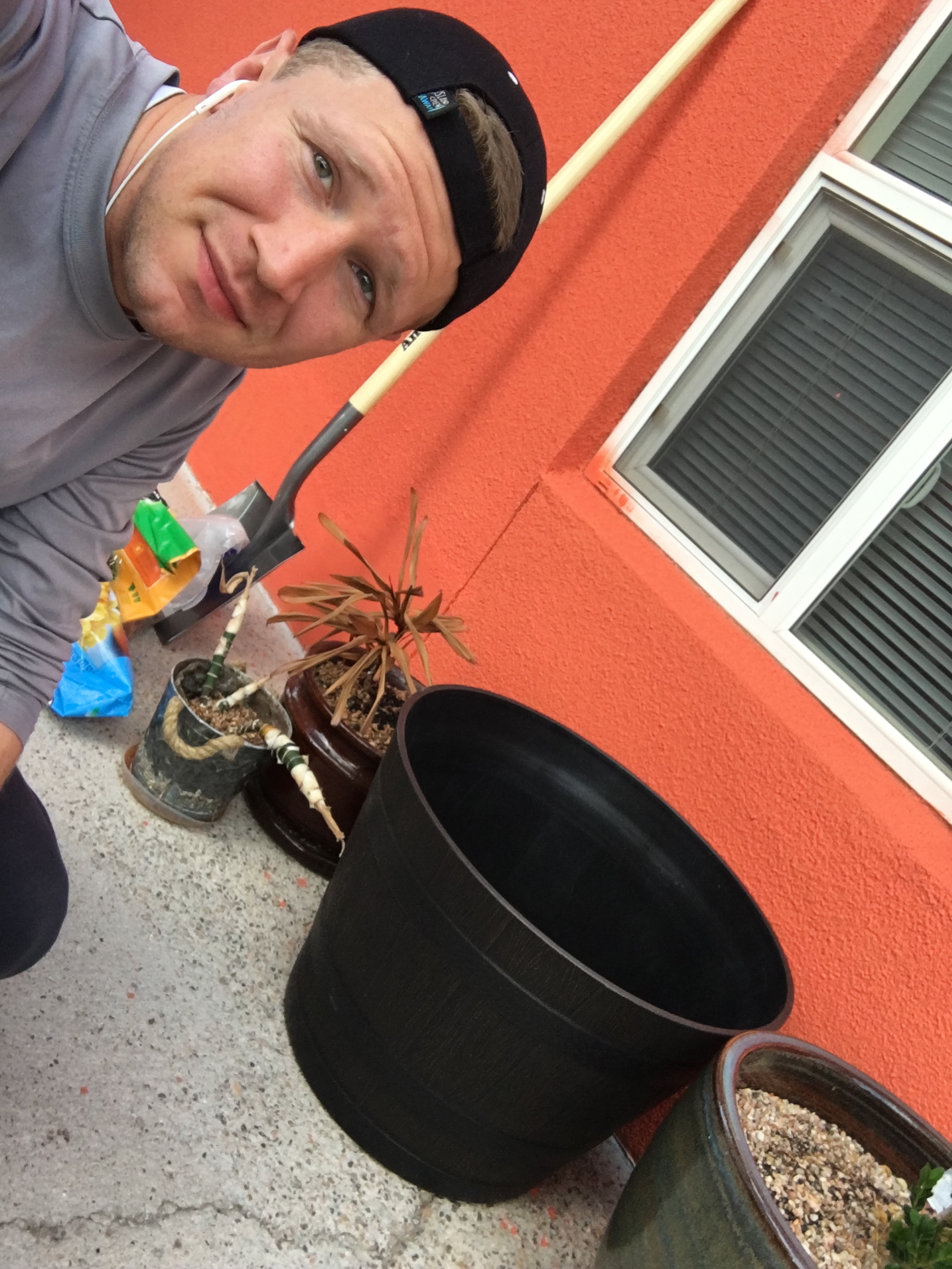 E587ECAB-C1E9-4C6C-8DDF-1EA0C06D8712